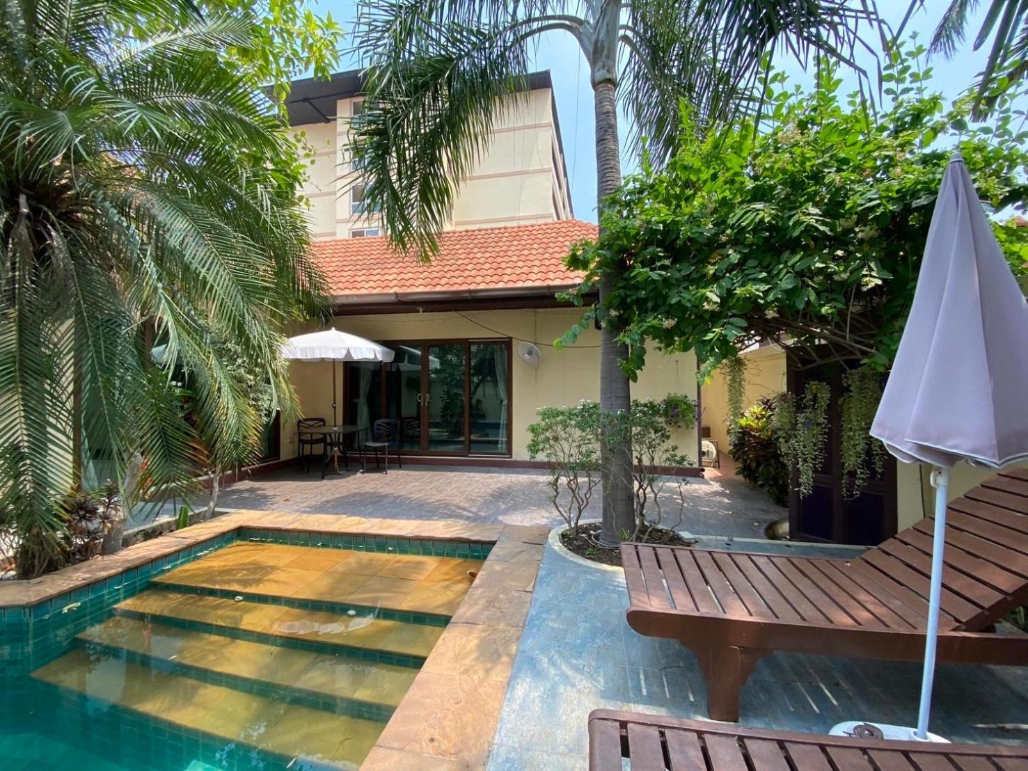 Luxury Semi-2bd Pool Near & Walking Street Villa *